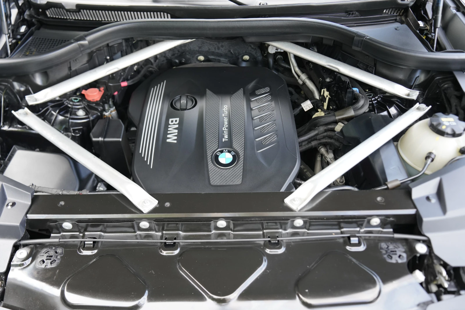 BMW X5 3.0d xDrive xLine, снимка 15 - Автомобили и джипове - 54760615
