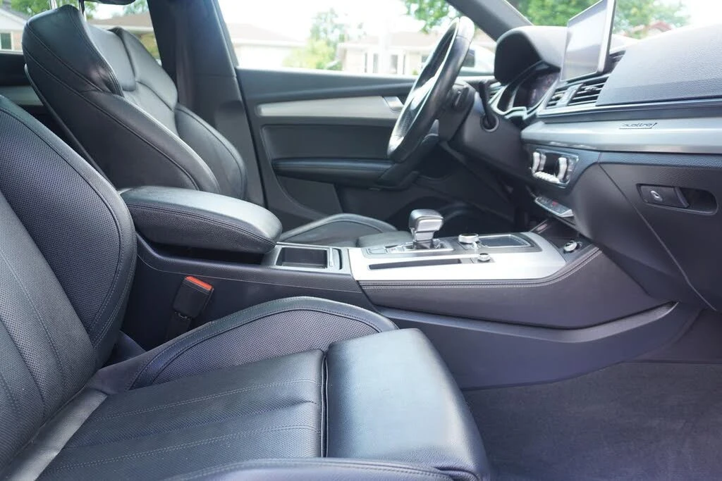 Audi SQ5 Technik Quattro* BANG & OLUFSEN* DISTRONIC* ХЕДЪП*, снимка 9 - Автомобили и джипове - 55379274