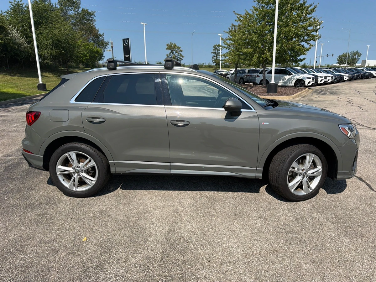 Audi Q3 Premium Plus S-Line 45 TFSI, снимка 5 - Автомобили и джипове - 55542068