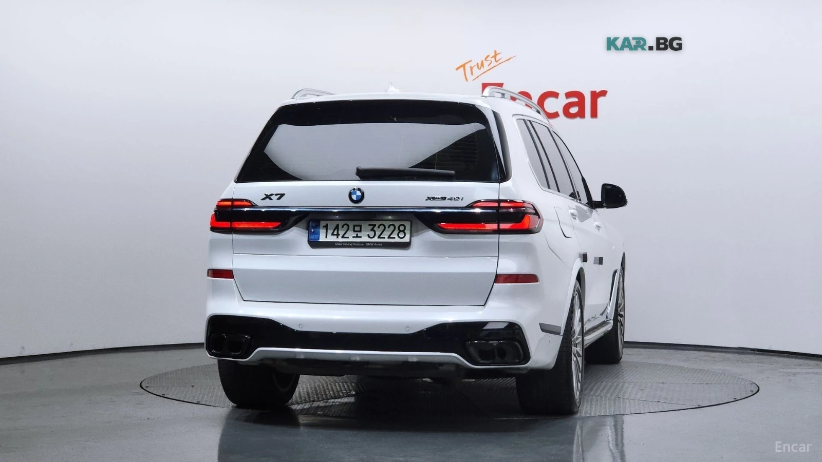 BMW X7 xDrive 40i* 7МЕСТА* МОНИТОРИ* 360* HUD* ПАНО, снимка 4 - Автомобили и джипове - 55800312
