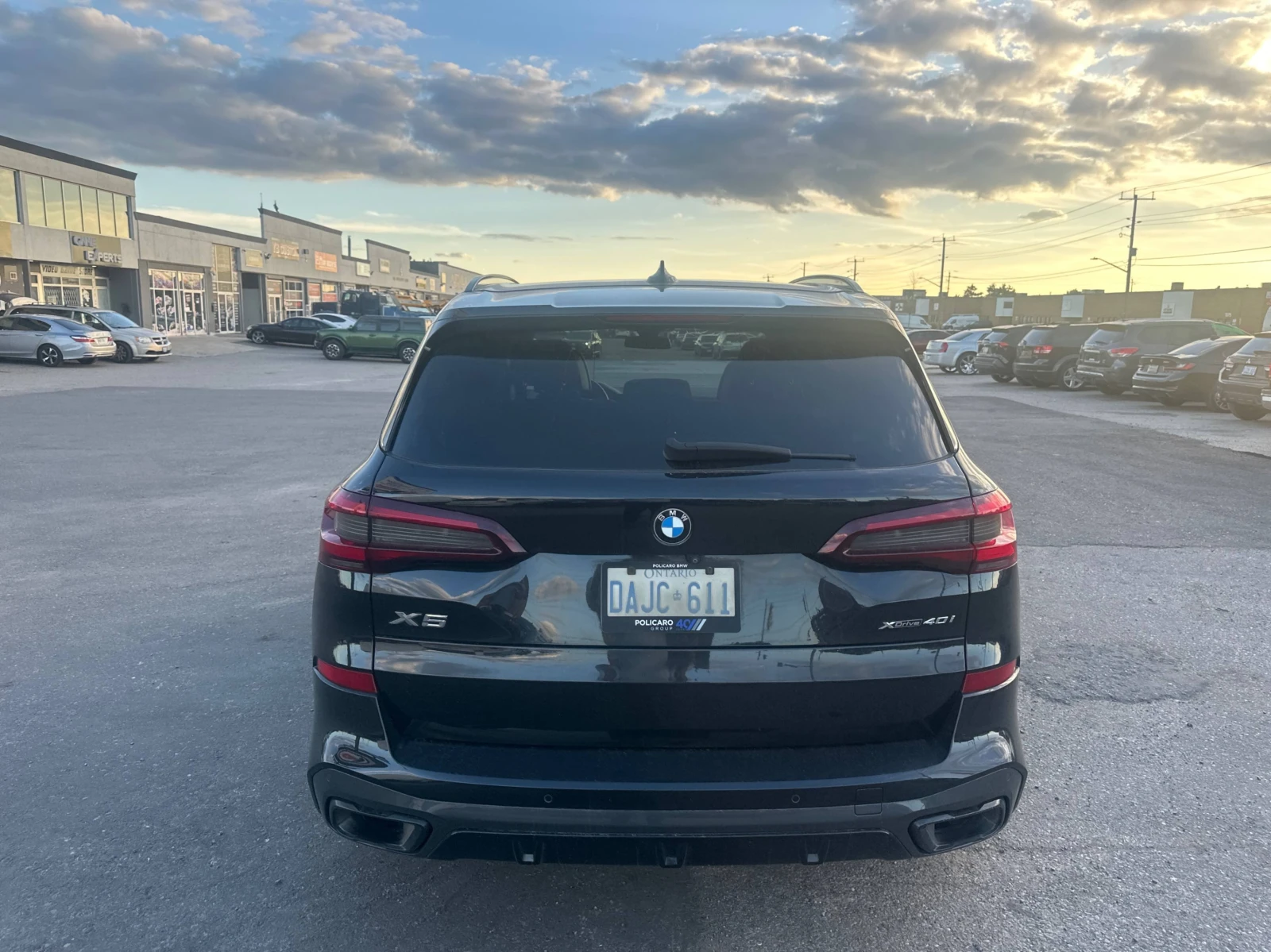BMW X5 * xDrive40i * АВТОКРЕДИТ БЕЗ ПЪРВОНАЧАЛНА ВНОСКА* , снимка 17 - Автомобили и джипове - 56077685