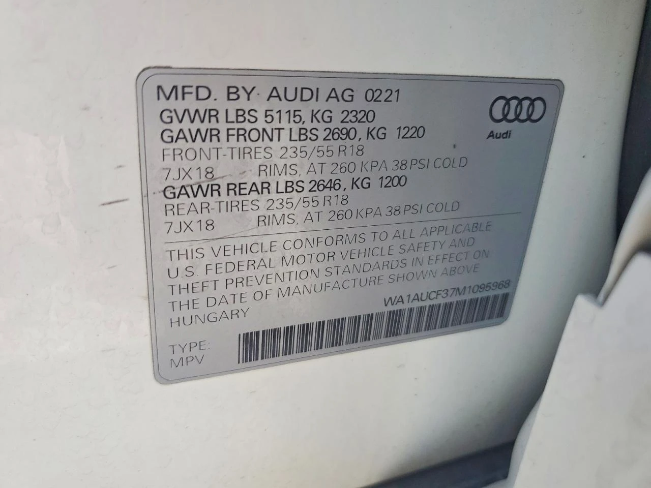 Audi Q3 2.0l Premium 40, снимка 13 - Автомобили и джипове - 56485273