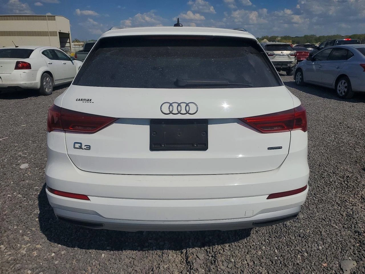 Audi Q3 2.0l Premium 40, снимка 6 - Автомобили и джипове - 56485273