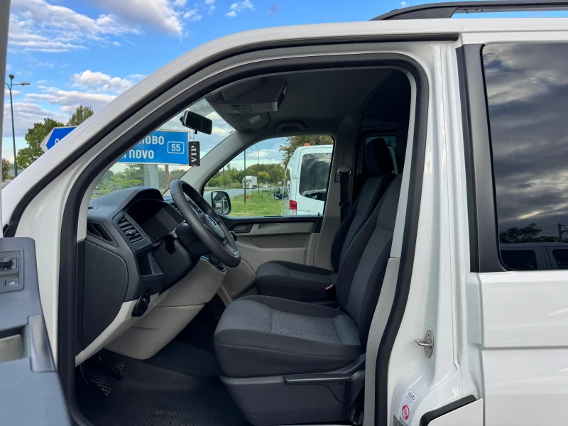 VW T6 2.0TDI 150k.c. TOP БЕЗ ЗАБЕЛЕЖКИ , снимка 6 - Бусове и автобуси - 52021888