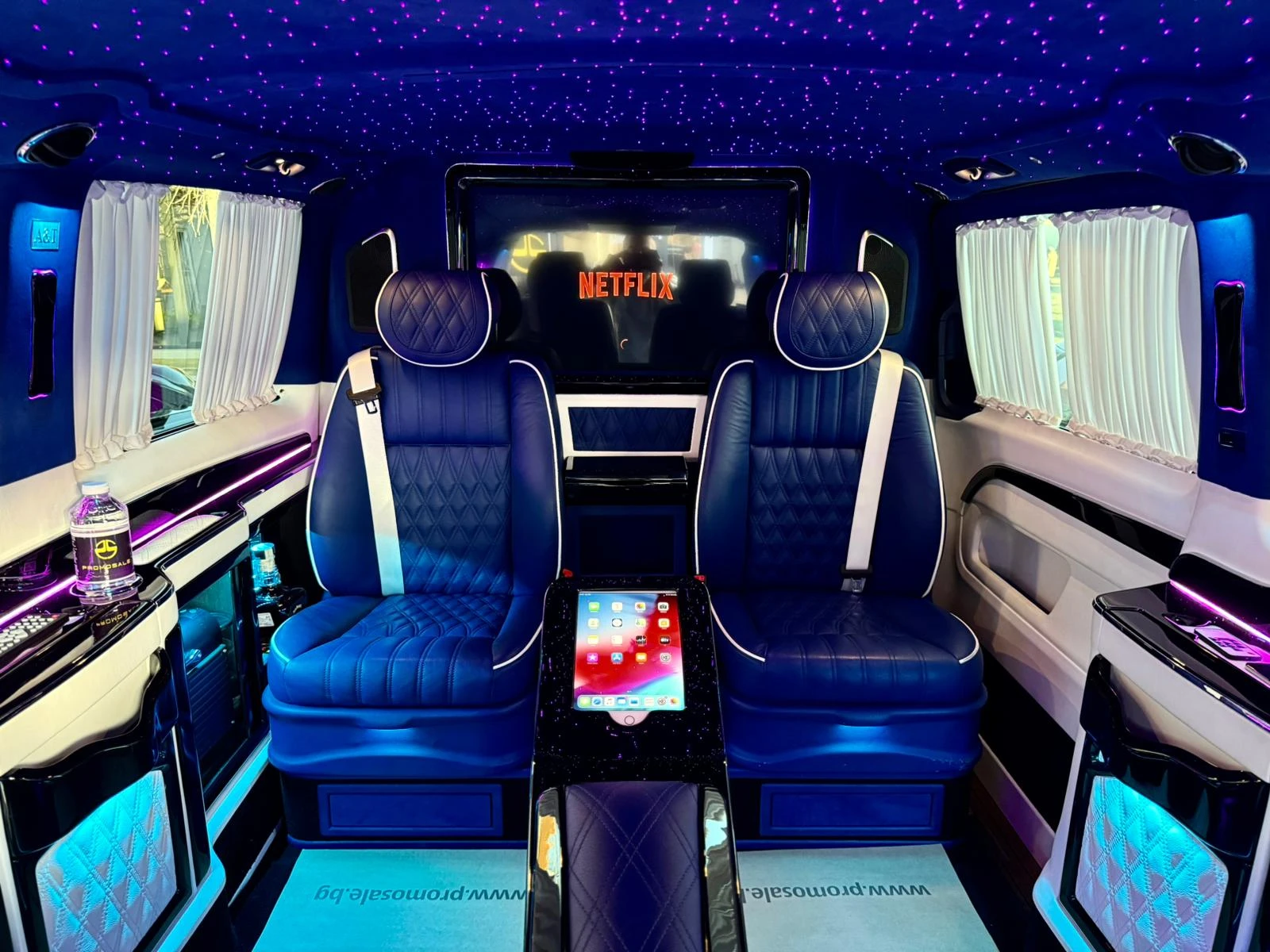 Mercedes-Benz V 250 ART Business Edition* VIP* Starlight* Лизинг, снимка 14 - Бусове и автобуси - 53732482