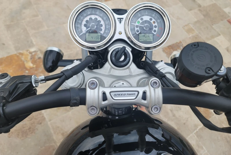 Triumph Speed Twin T120 Carbon  , снимка 8 - Мотоциклети и мототехника - 50409336