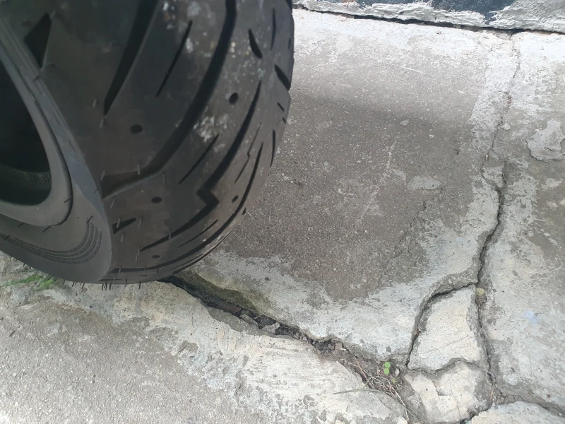 Kymco Downtown 300i, снимка 14 - Мотоциклети и мототехника - 52933734