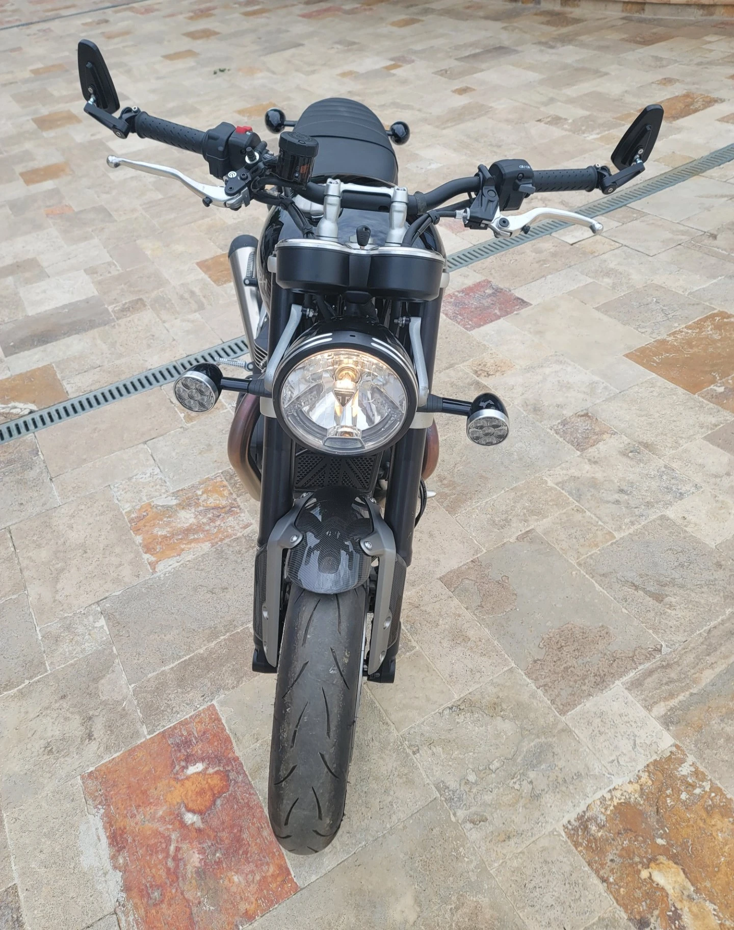 Triumph Speed Twin T120 Carbon 3-на ГАРАНЦИЯ  - изображение 5