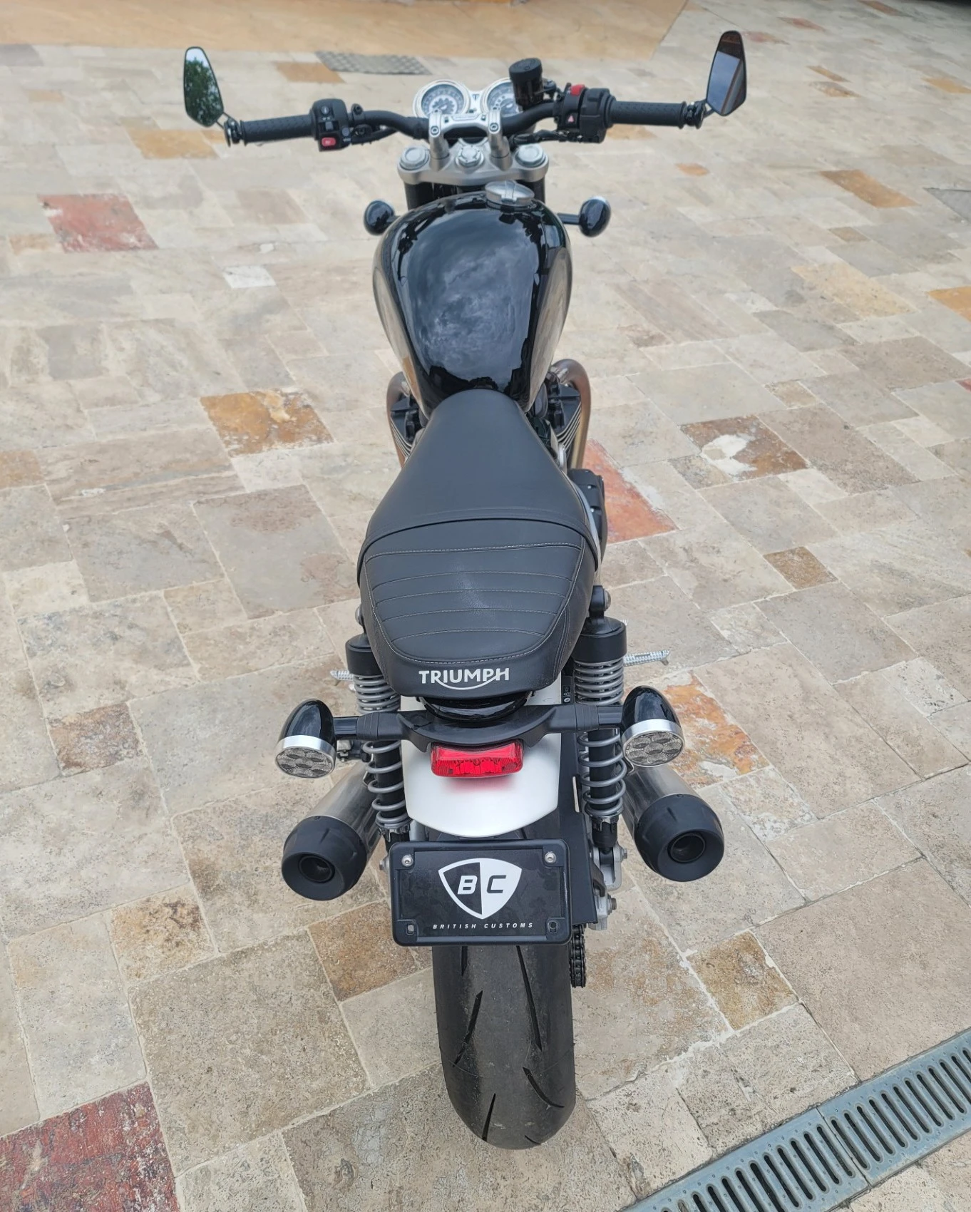 Triumph Speed Twin T120 Carbon 3-на ГАРАНЦИЯ  - изображение 4