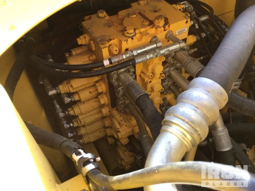����� Komatsu PC290LC-11 | Mobile.bg � ����������� 13