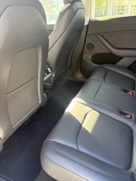 Tesla Model Y Long Range AWD, снимка 8