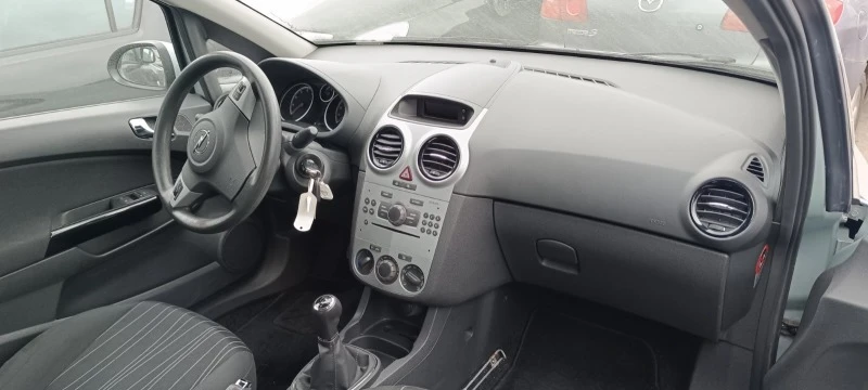 Opel Corsa 1.2i / 1.3 CDTi, снимка 16 - Автомобили и джипове - 24526121