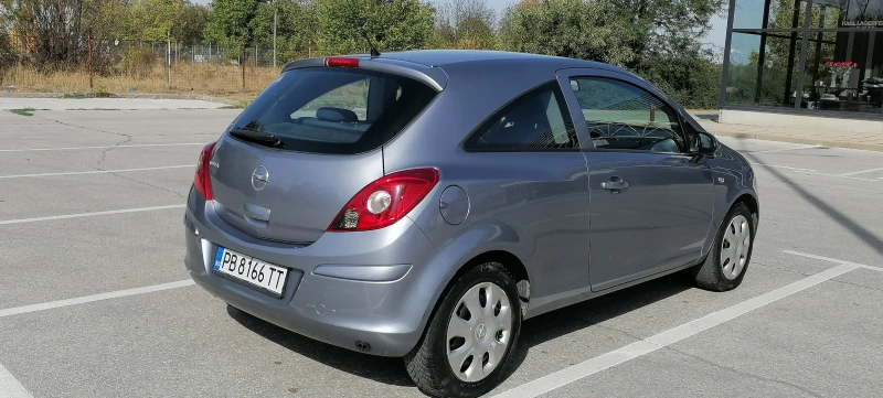 Opel Corsa, снимка 4 - Автомобили и джипове - 47331088