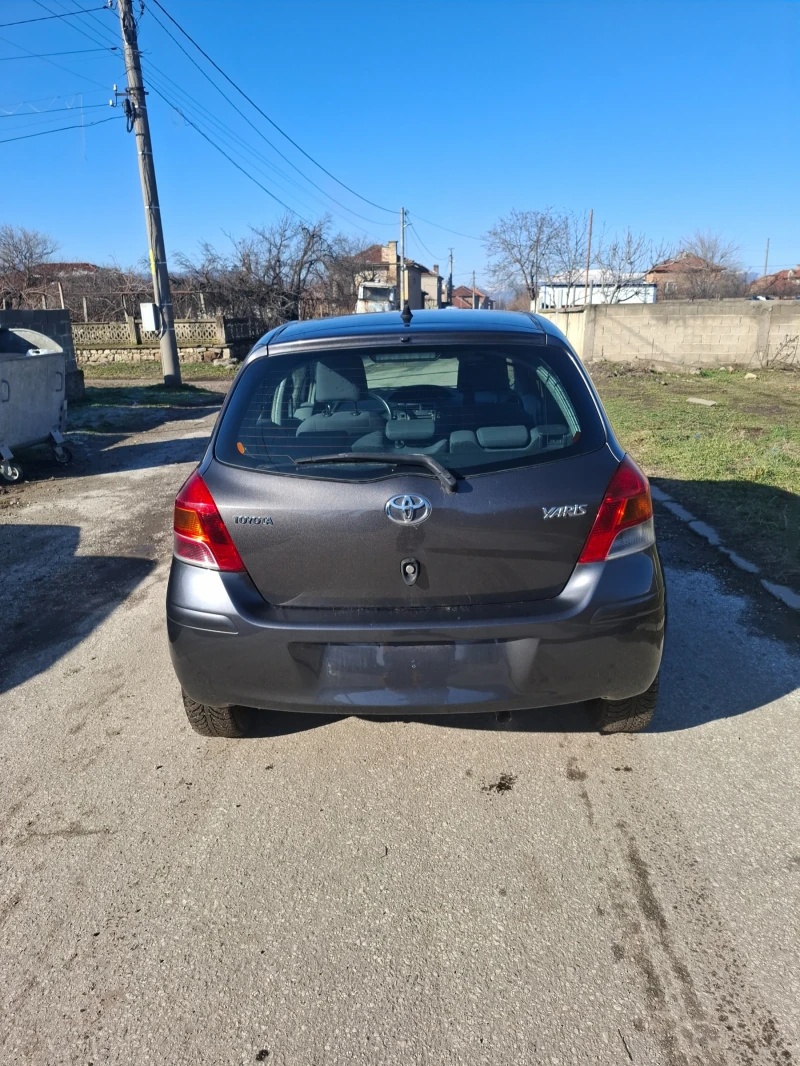 Toyota Yaris, снимка 4 - Автомобили и джипове - 48726476