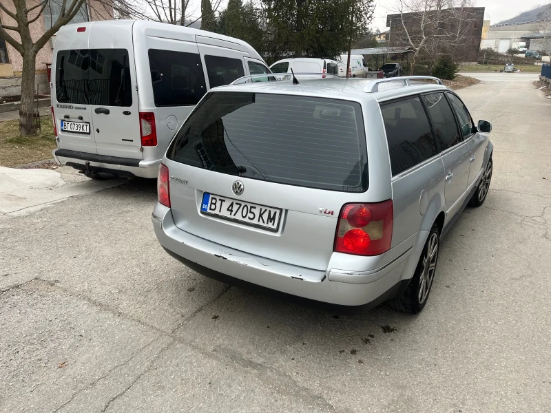 VW Passat, снимка 6 - Автомобили и джипове - 48938528