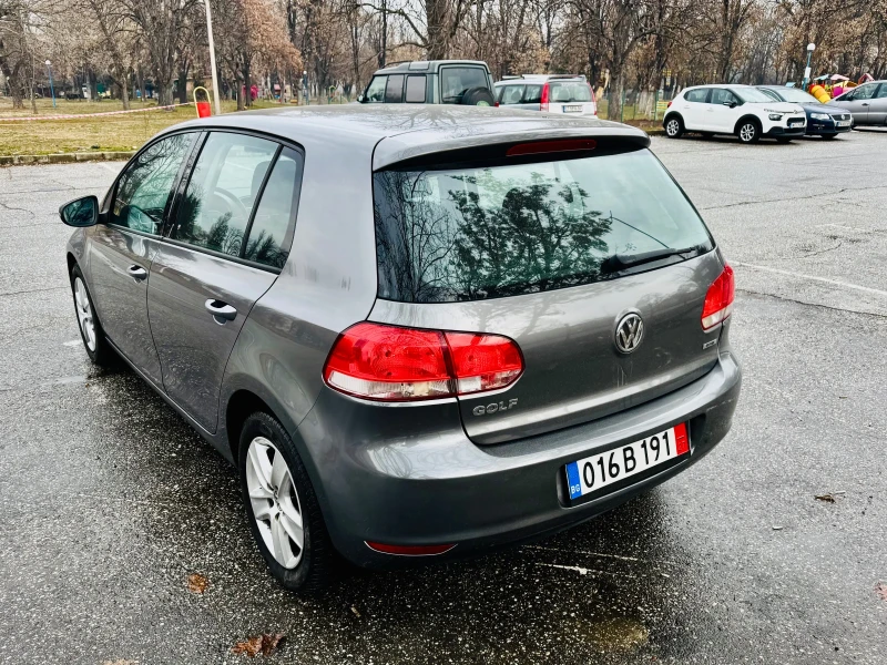 VW Golf Golf 6 1.6 СТАРИЯ МОТОР 102 к.с ГАЗ УНИКАТ!!!, снимка 5 - Автомобили и джипове - 49275652