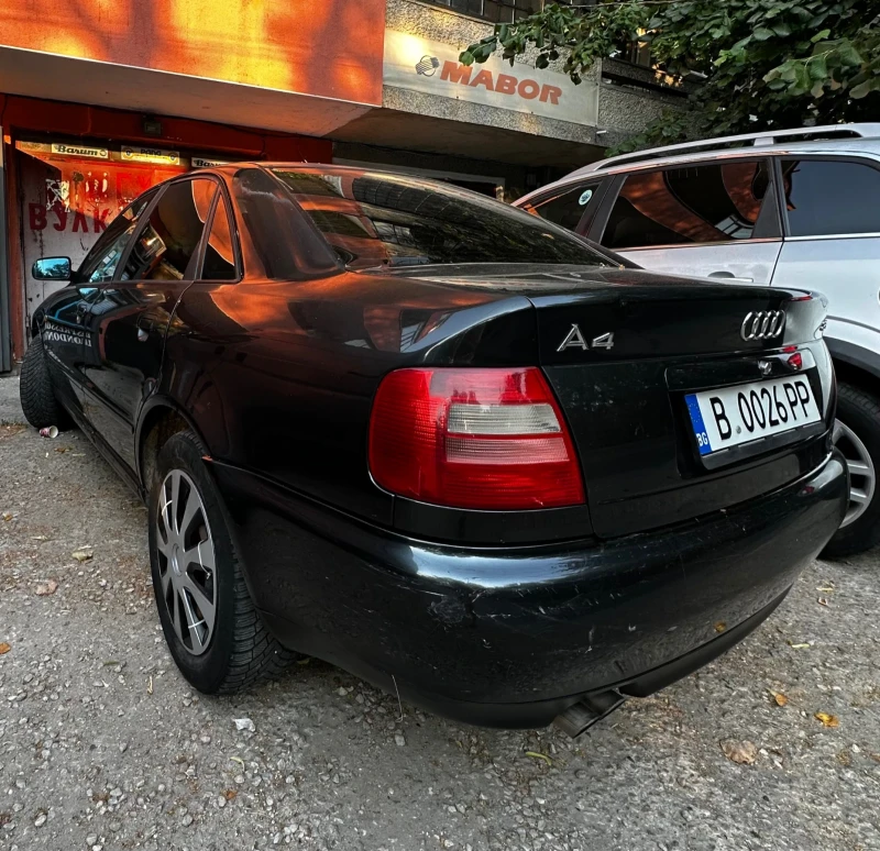 Audi A4 газ/бензин, снимка 5 - Автомобили и джипове - 52445823