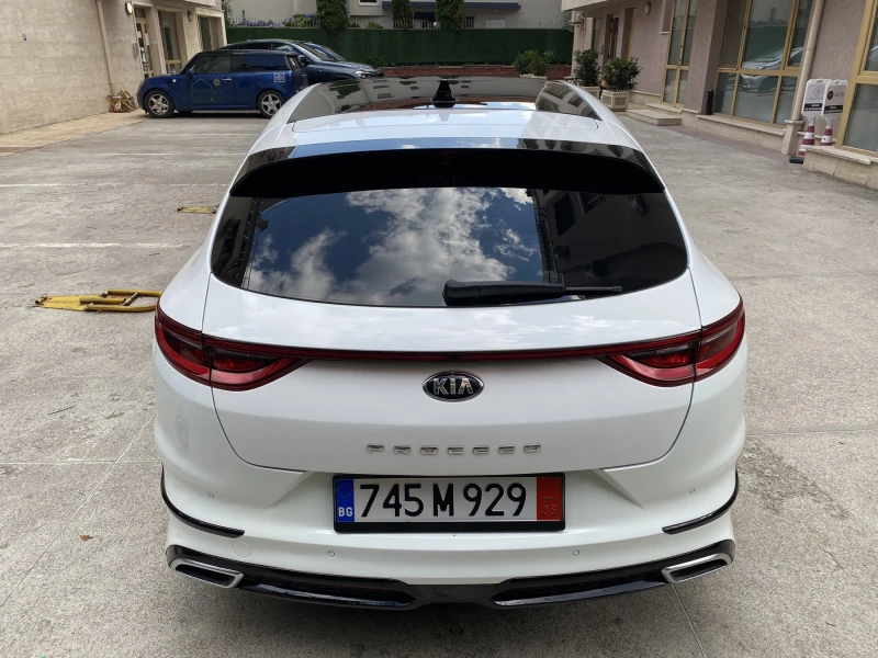 Kia Pro ceed 1.5 T-GDi/GT-PlusLine/DCT7/ПАНОРАМА, снимка 6 - Автомобили и джипове - 51046366