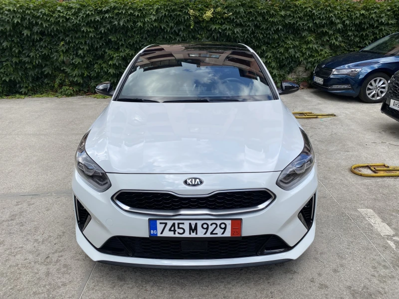 Kia Pro ceed 1.5 T-GDi/GT-PlusLine/DCT7/ПАНОРАМА, снимка 2 - Автомобили и джипове - 51046366