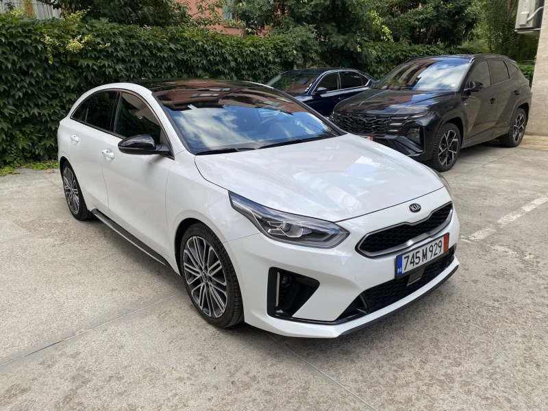 Kia Pro ceed 1.5 T-GDi/GT-PlusLine/DCT7/ПАНОРАМА, снимка 3 - Автомобили и джипове - 51046366