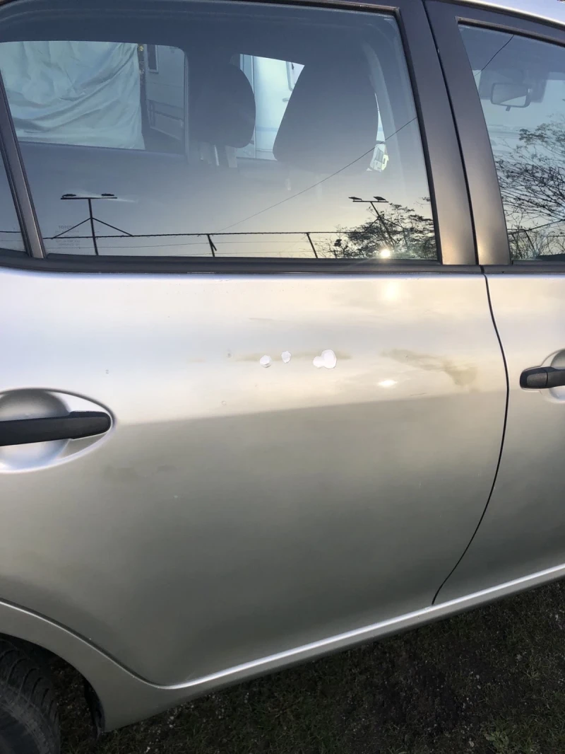 Toyota Auris, снимка 9 - Автомобили и джипове - 52530335