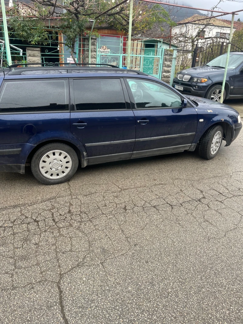VW Passat, снимка 9 - Автомобили и джипове - 52582671