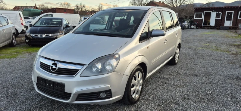 Opel Zafira 1.6i Бензин 7 места, снимка 2 - Автомобили и джипове - 52616434