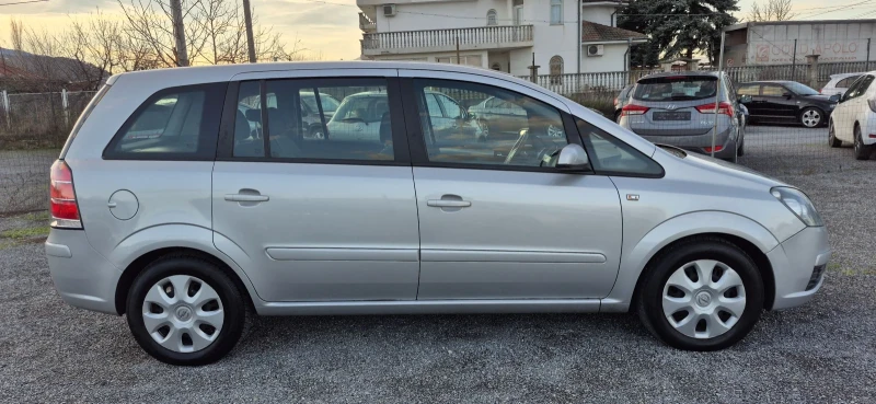 Opel Zafira 1.6i Бензин 7 места, снимка 5 - Автомобили и джипове - 52616434