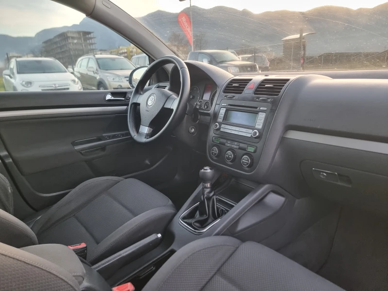 VW Golf 1.9TDI, снимка 16 - Автомобили и джипове - 52723858