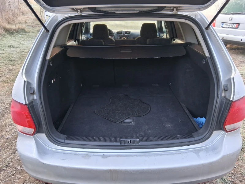 VW Golf 1.6тди 105коня мулти волан , снимка 9 - Автомобили и джипове - 52851534