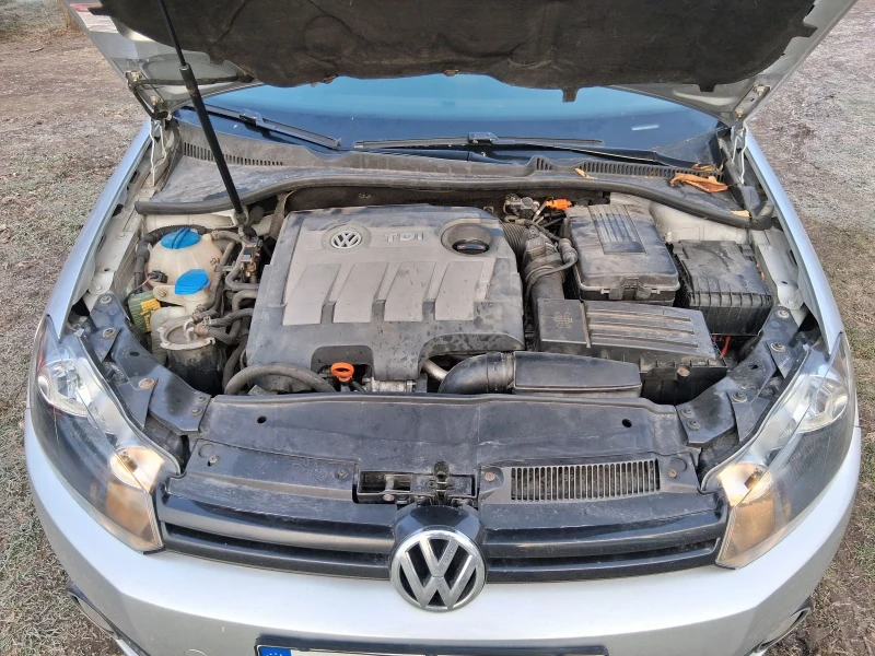 VW Golf 1.6тди 105коня мулти волан , снимка 7 - Автомобили и джипове - 52851534