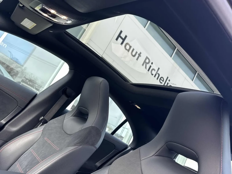 Mercedes-Benz CLA 250 4matic * CARFAX* ОПЦИЯ ЗА ФИНАНСИРАНЕ* , снимка 11 - Автомобили и джипове - 53114614