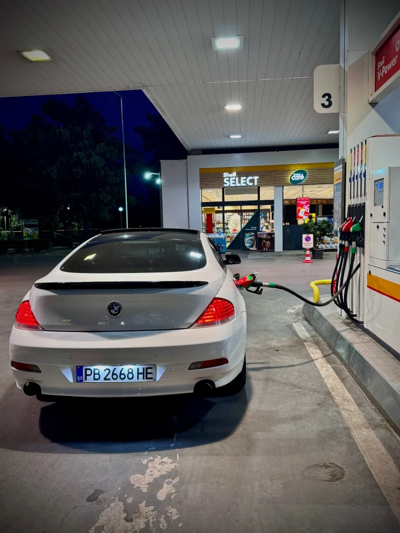 BMW 645 (ВИДЕО)  * NAVI* * ПАНОРАМА* * РЕКАРО* * ПОДГРЕВ* , снимка 7 - Автомобили и джипове - 53327430