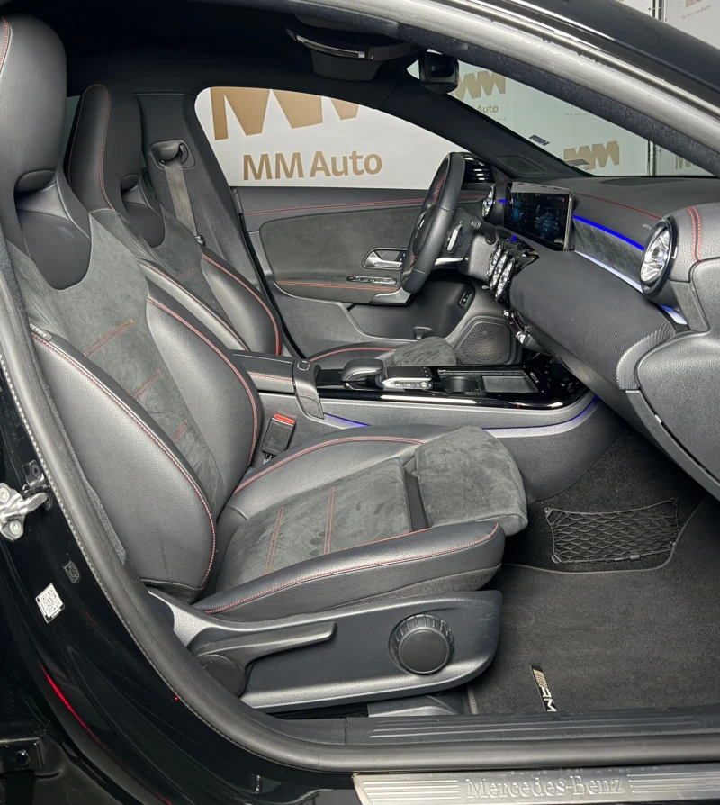 Mercedes-Benz CLA 220 4Matic* AMG* Camera, снимка 9 - Автомобили и джипове - 53558624