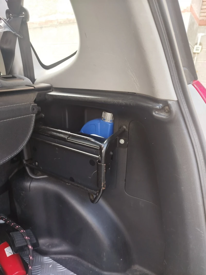 Honda Jazz 1.4, снимка 5 - Автомобили и джипове - 53582410