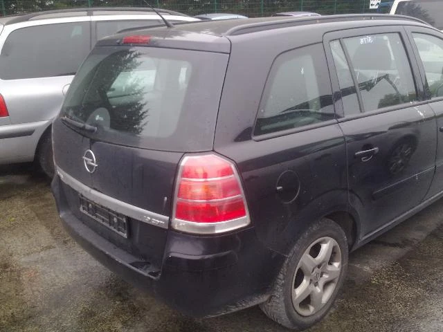 Opel Zafira 1.7CDTi/1.9 CDTI, снимка 6 - Автомобили и джипове - 21259441