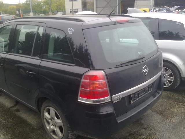 Opel Zafira 1.7CDTi/1.9 CDTI, снимка 7 - Автомобили и джипове - 21259441