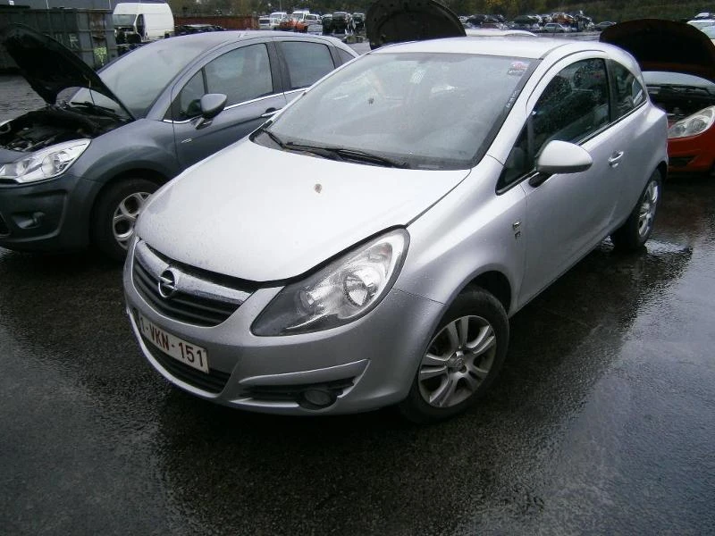 Opel Corsa 1.2i / 1.3 CDTi, снимка 5 - Автомобили и джипове - 24526121