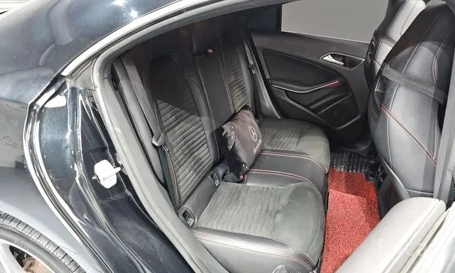 Mercedes-Benz CLA 220 AMG/ПАНОРАМА/ФИКСИРАНА ЦЕНА ДО БЪЛГАРИЯ, снимка 14 - Автомобили и джипове - 55102567
