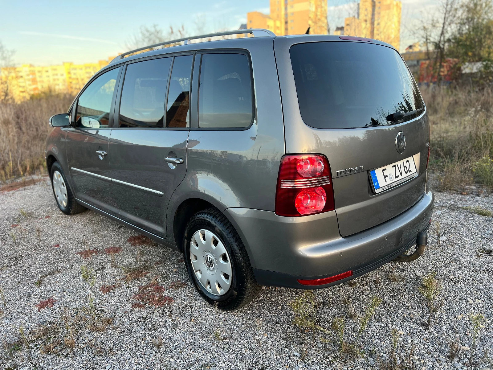 VW Touran 1.4Tsi Кожа  - изображение 3