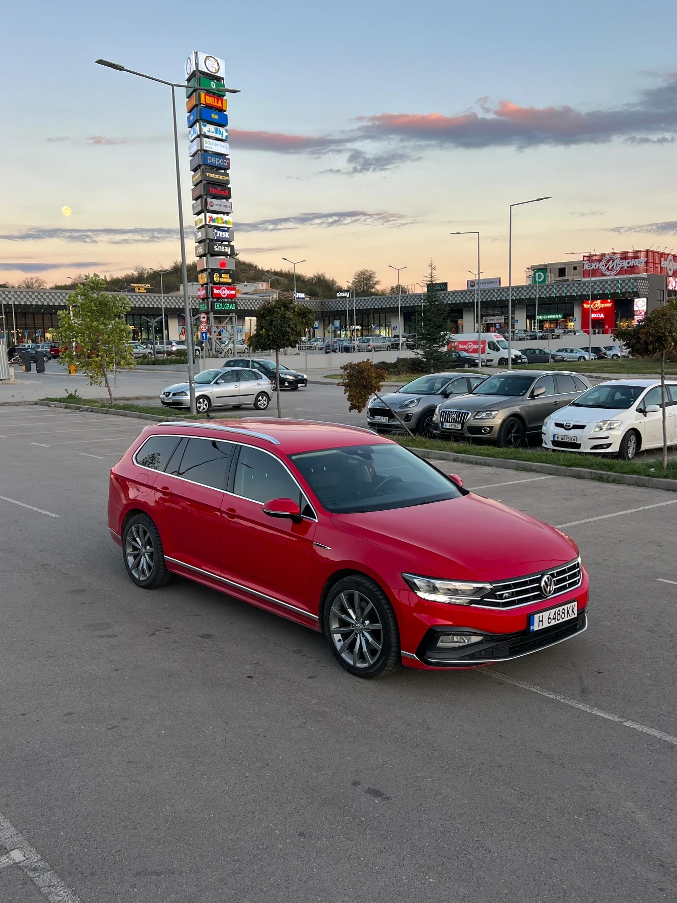 VW Passat  8.5 RLine/2.0 TDI/4Motion - изображение 2