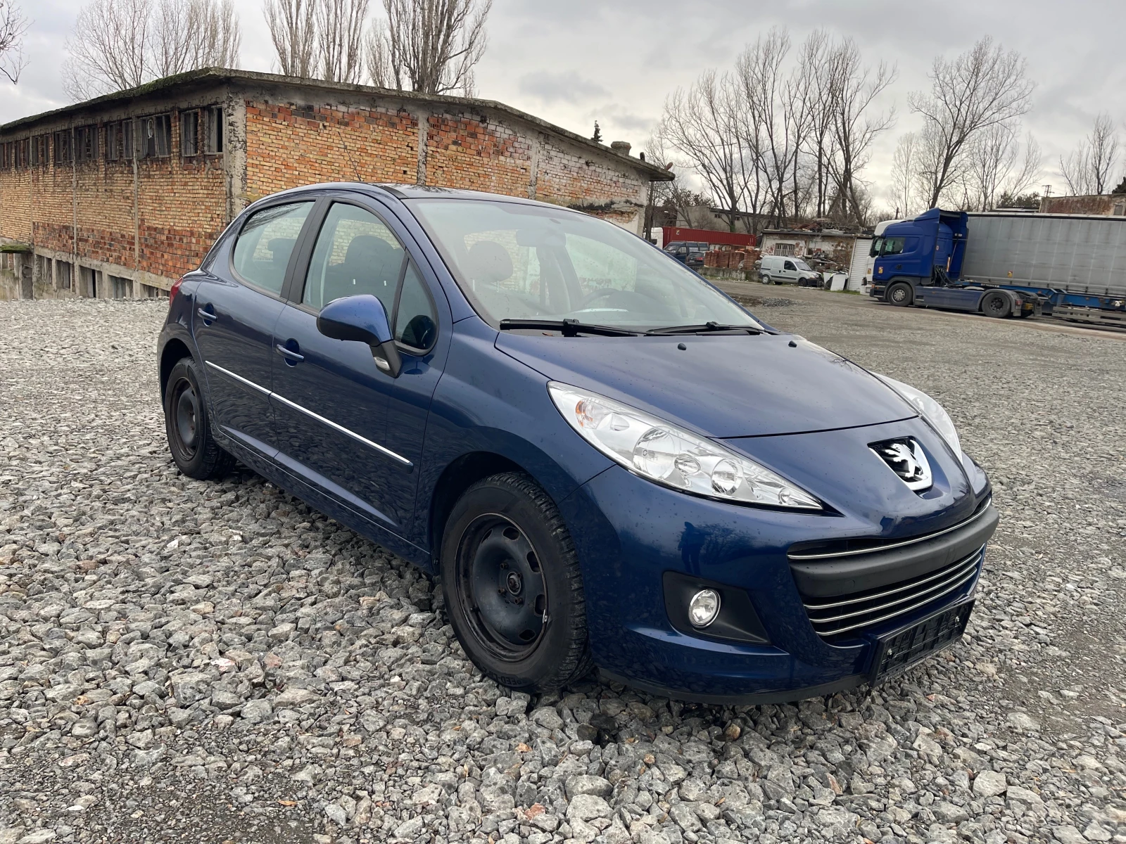 Peugeot 207 1.6  64 000км!!!!PANORAMA - изображение 6