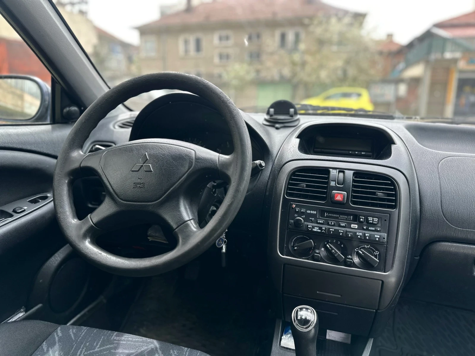 Mitsubishi Carisma  - изображение 7