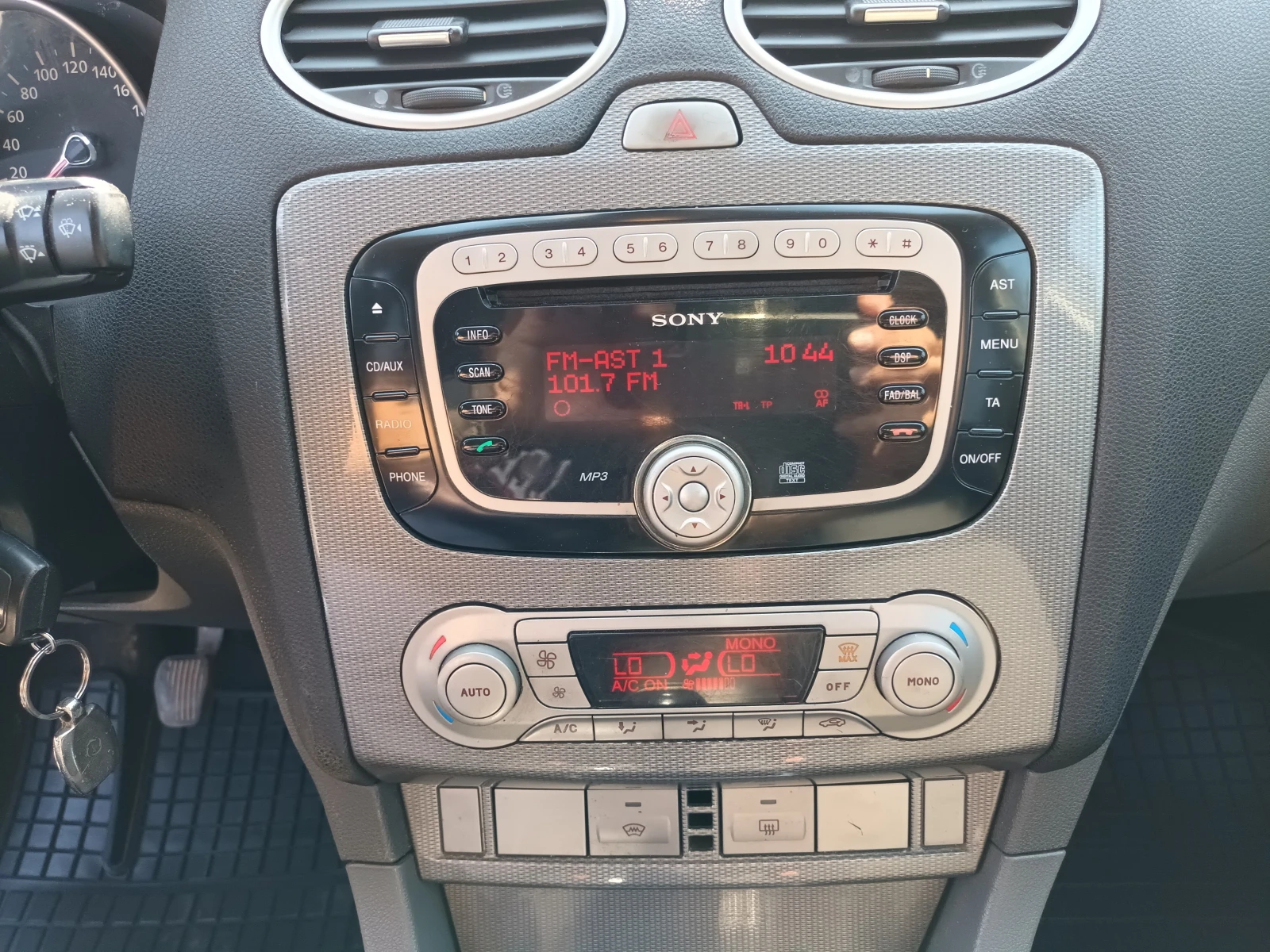 Ford Focus 2.0TDCi/FACELIFT | Mobile.bg   12