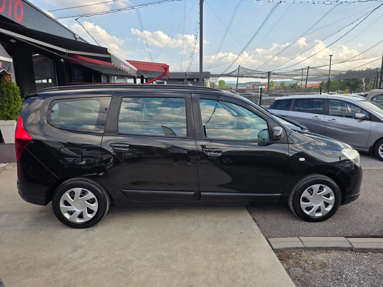 Dacia Lodgy 1.5DCI-110к.с EURO 5 7места-НАВИГАЦИЯ-ШВЕЙЦАРИЯ - изображение 5