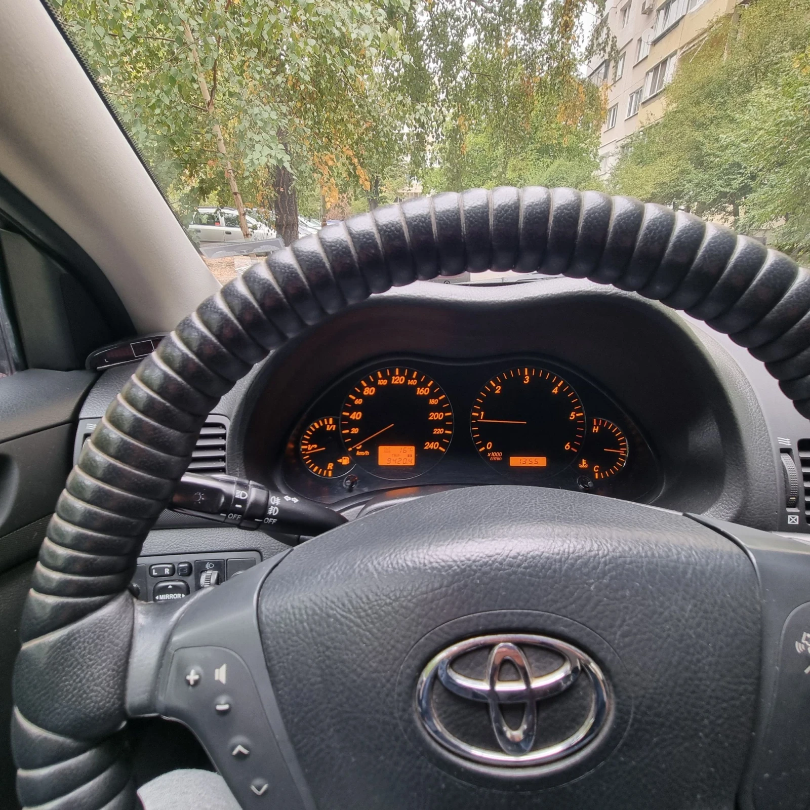 Toyota Avensis  - изображение 9