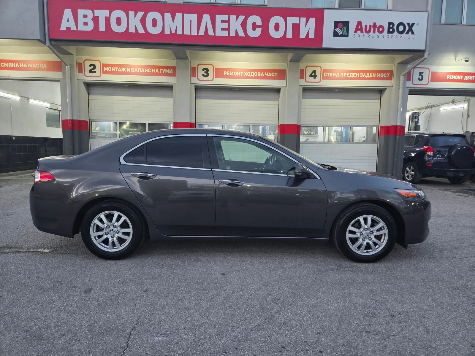 Honda Accord 2.0i (155 Hp) MT6/Navi/Камера - изображение 6