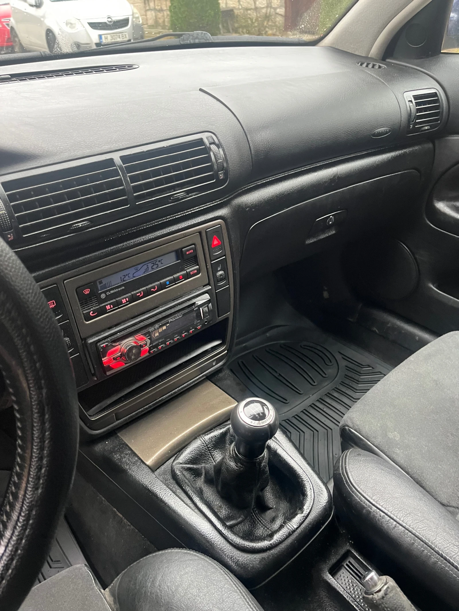 VW Passat  - изображение 6