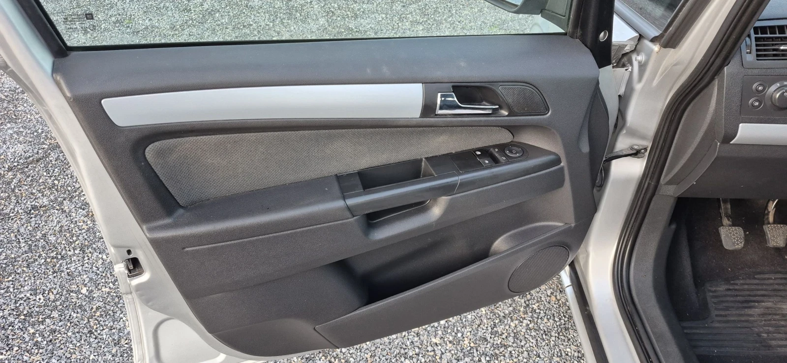 Opel Zafira 1.6i  7  | Mobile.bg   11