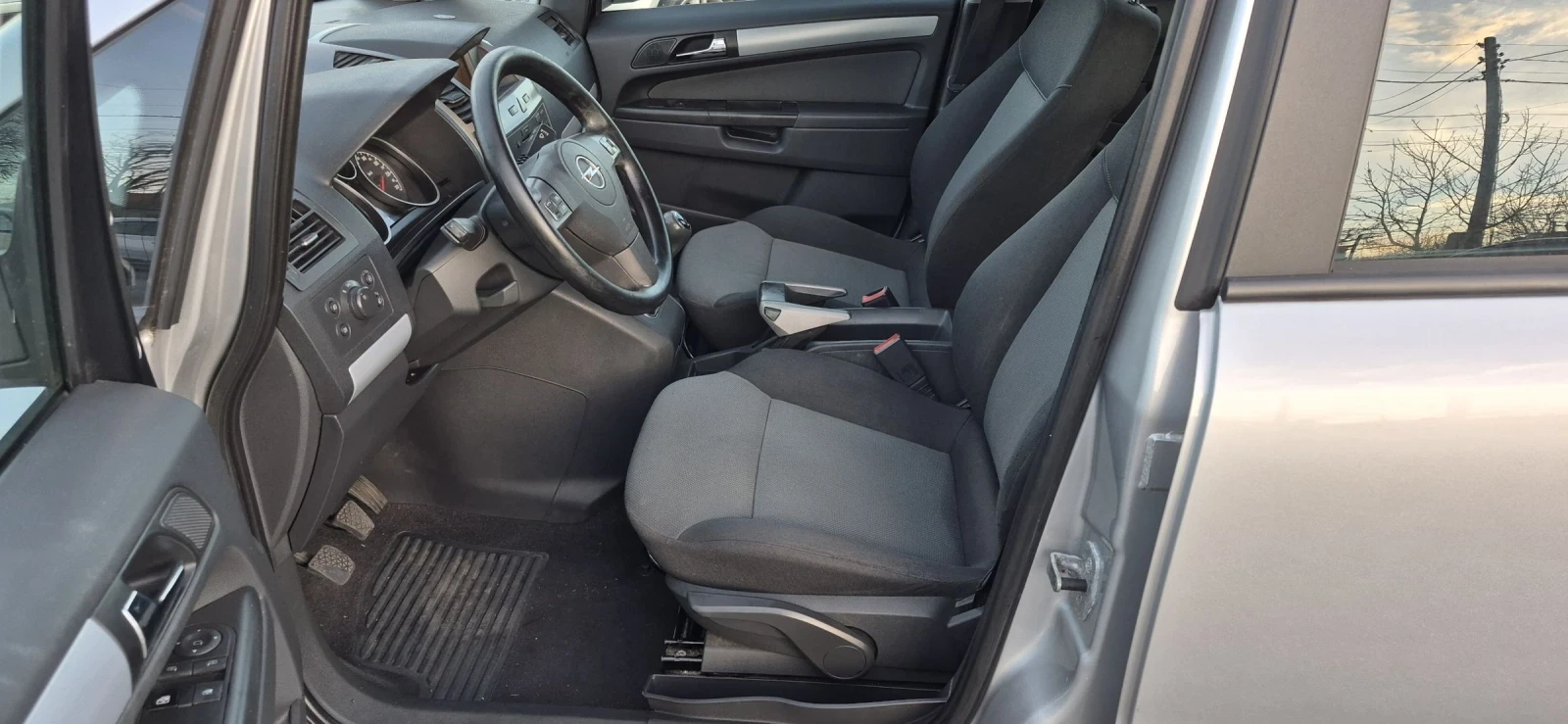 Opel Zafira 1.6i Бензин 7 места - изображение 7